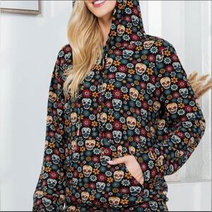 Sugar Skull Print Pullover Hoodie Size M NWOT - Great for Cinco De Mayo!